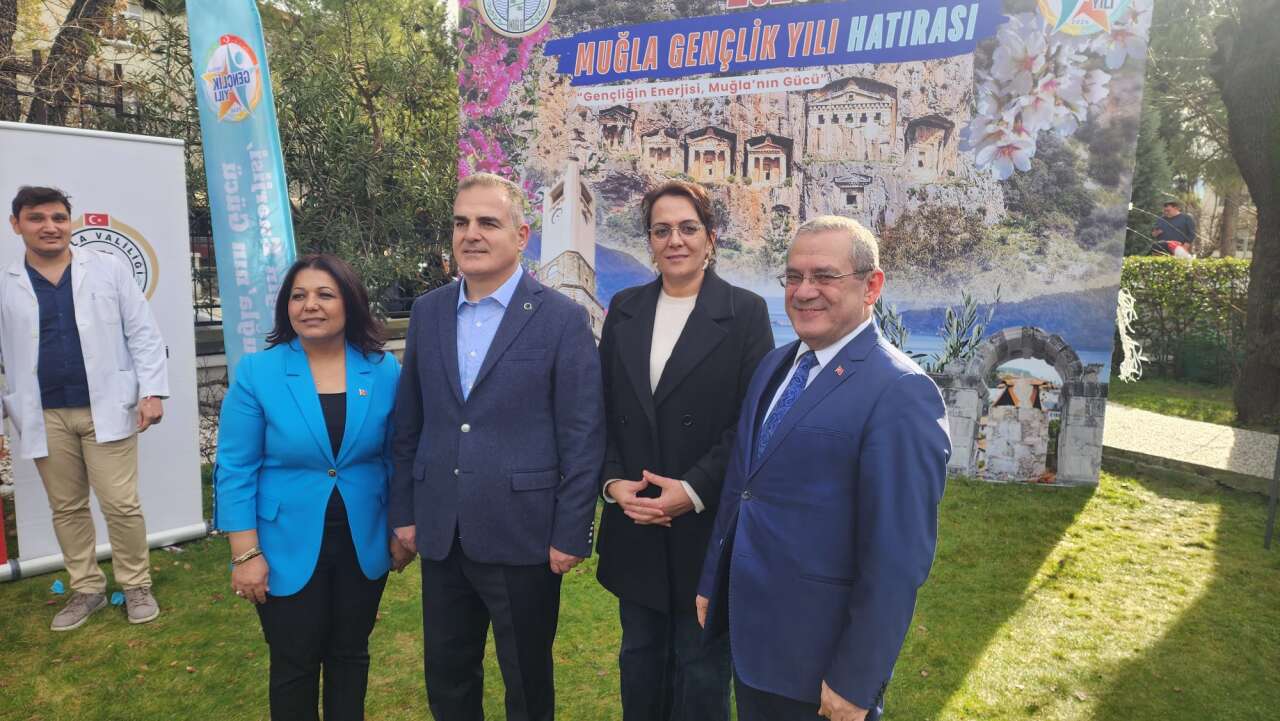 Muğla’da Gençliğin Yılı Başladı: Valilik Bahçesi Umut, Coşku ve Genç Seslerle Doldu 14